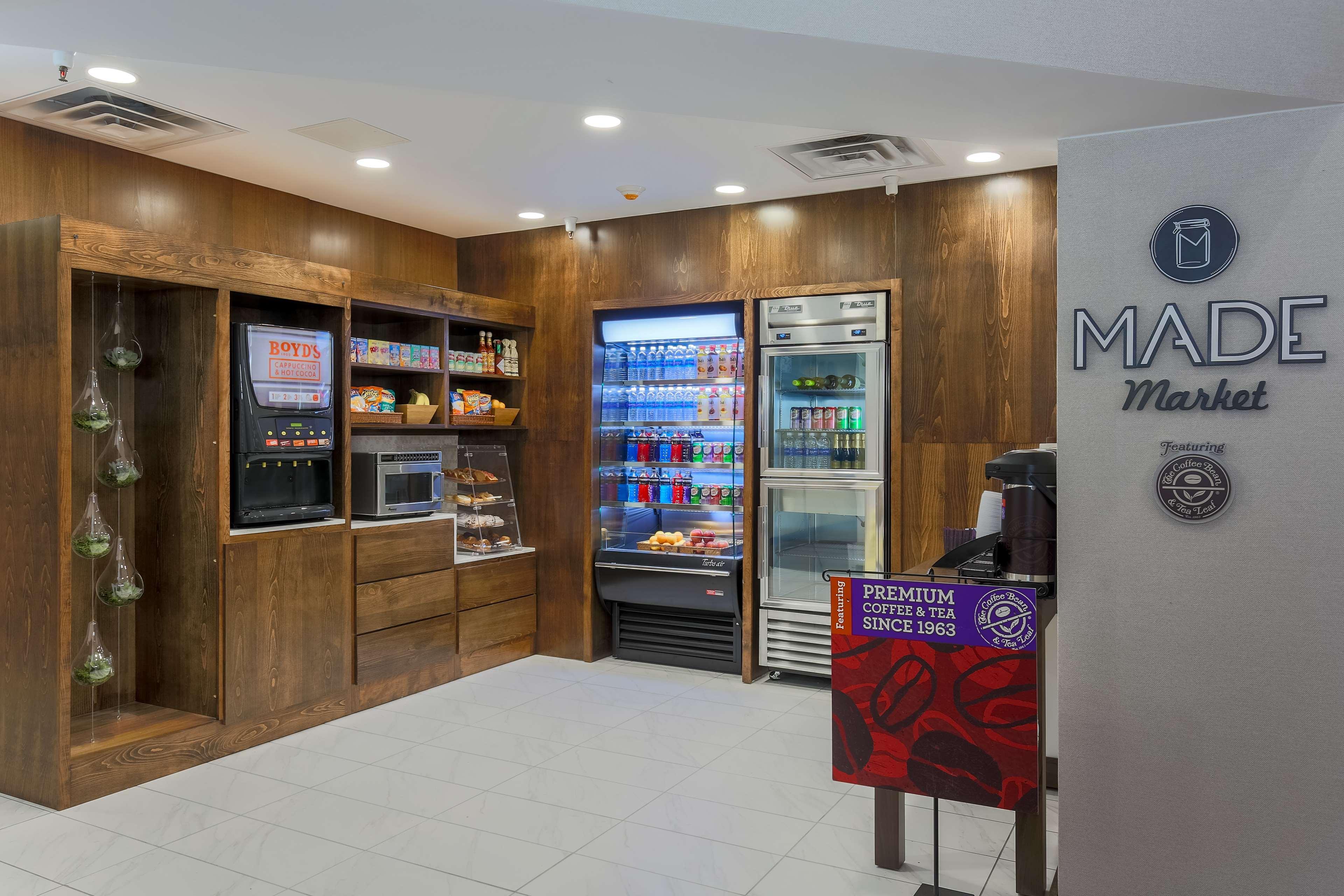 Doubletree Suites By Hilton Hotel Sacramento - Ранчо Кордова Экстерьер фото