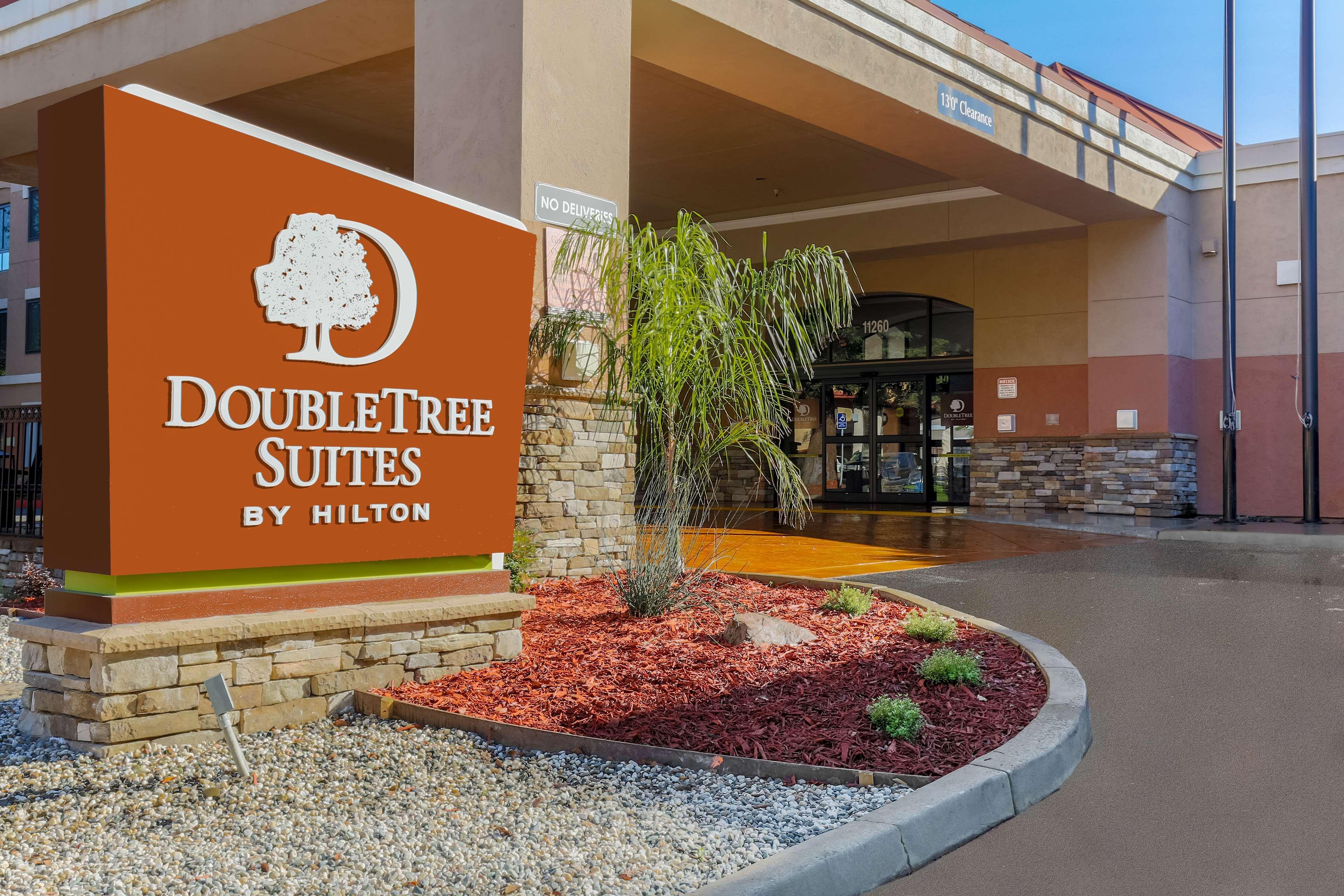 Doubletree Suites By Hilton Hotel Sacramento - Ранчо Кордова Экстерьер фото
