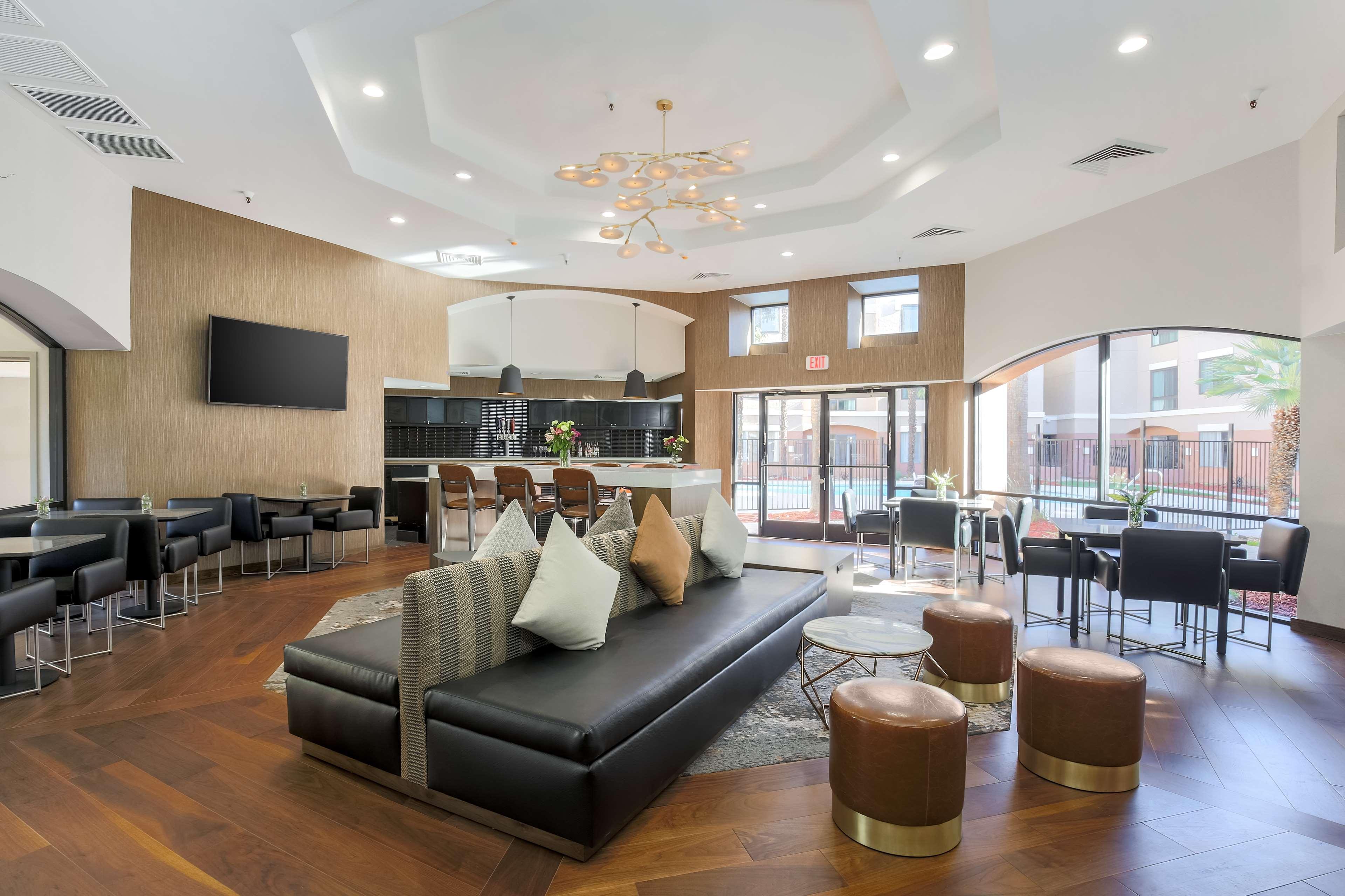 Doubletree Suites By Hilton Hotel Sacramento - Ранчо Кордова Экстерьер фото